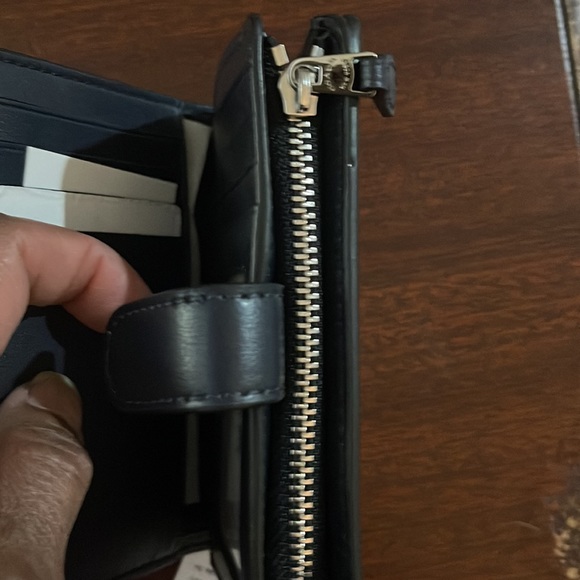 NWT - Coach Wallet 5 x 6 - Picture 9 of 14